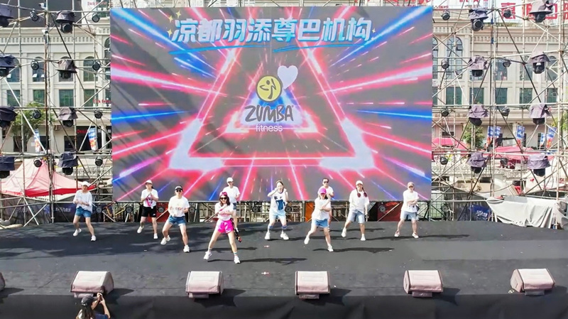 src, 共享健康生, 她感言道